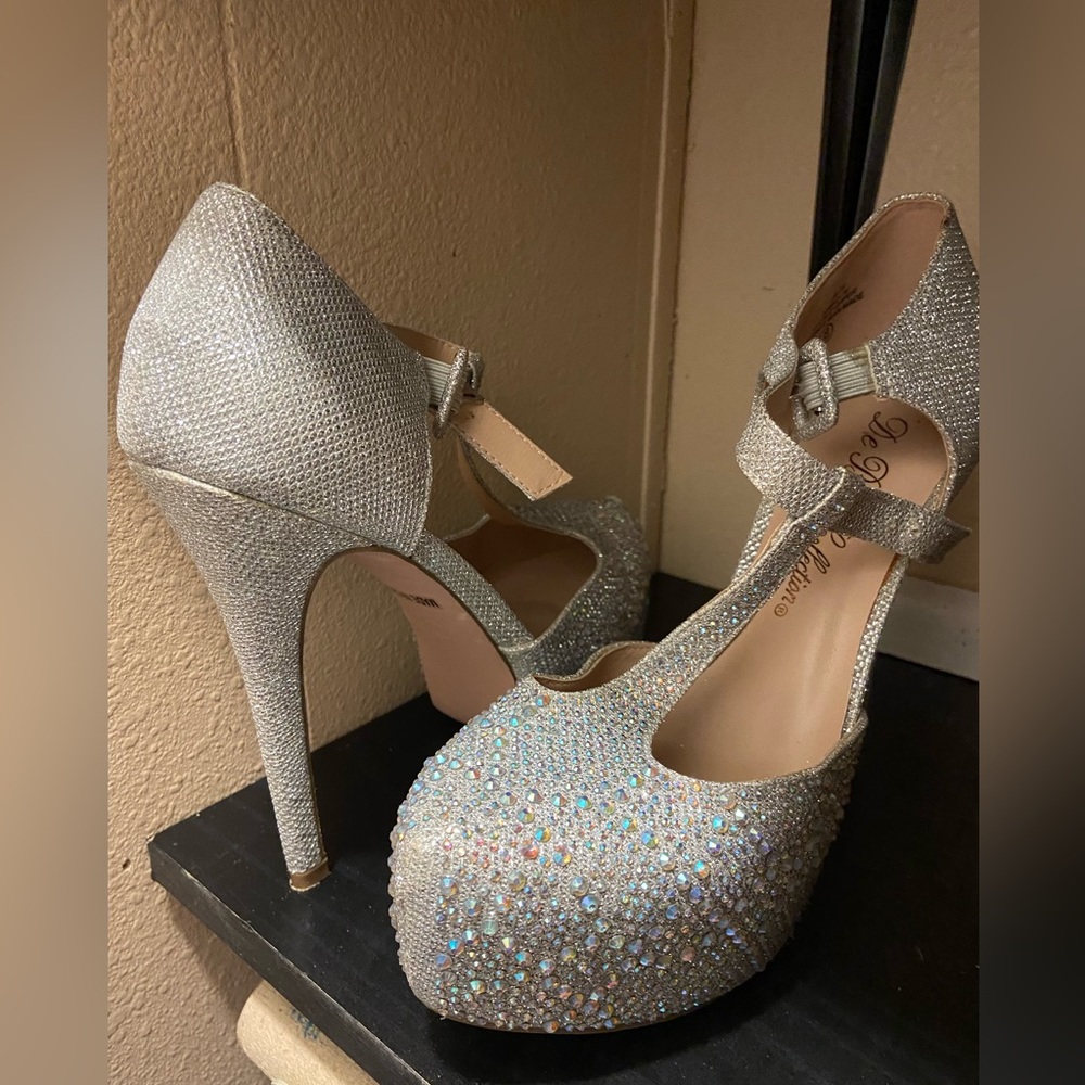Stilletos